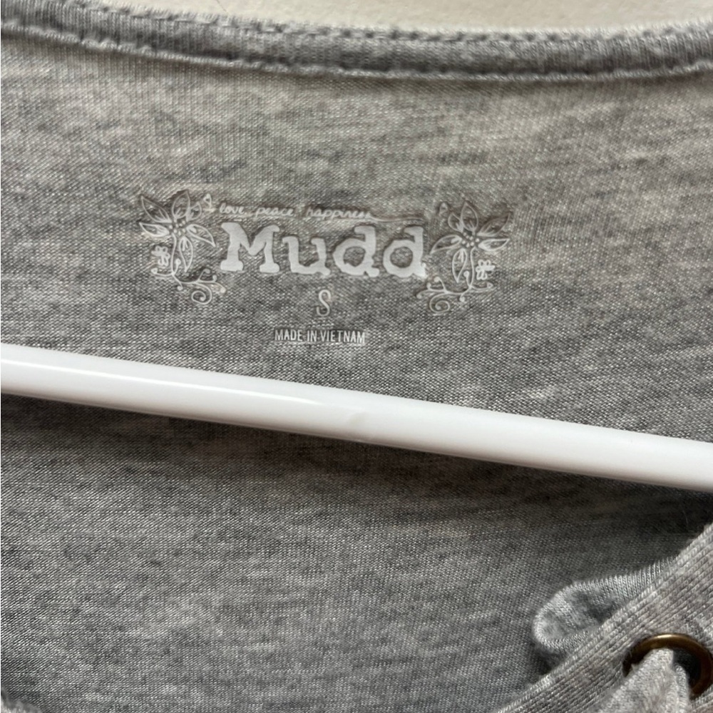 Mudd gray lace up short sleeve top size S - Picture 3 of 5